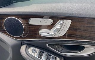 2016 Mercedes-Benz C-Class C200 full