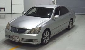 TOYOTA CROWN 2004