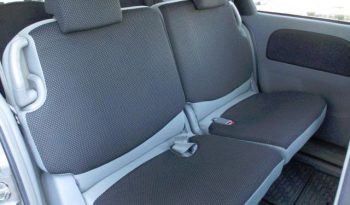 TOYOTA SIENTA 2005 full