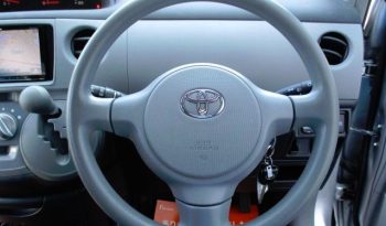 TOYOTA SIENTA 2005 full