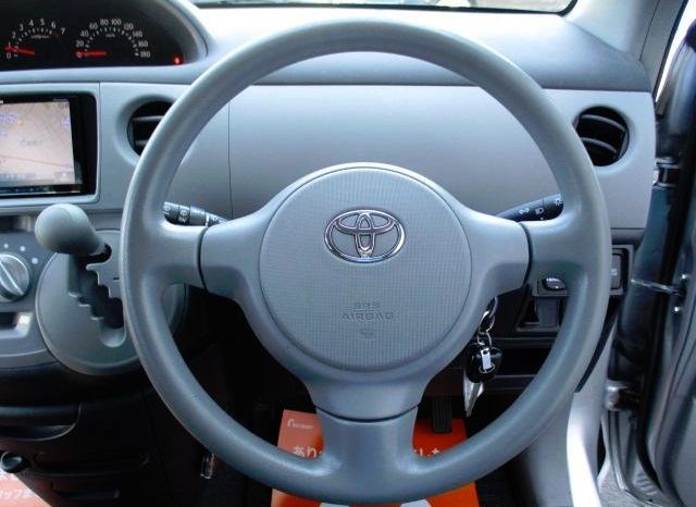 TOYOTA SIENTA 2005 full