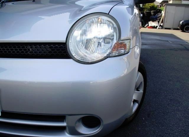 TOYOTA SIENTA 2005 full