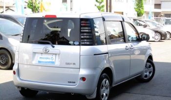 TOYOTA SIENTA 2005 full