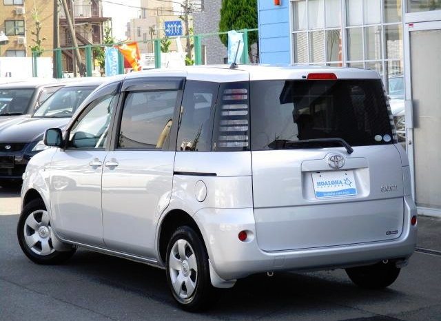 TOYOTA SIENTA 2005 full