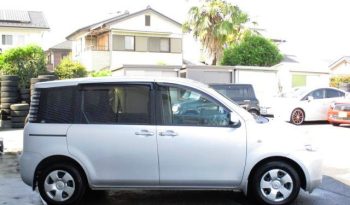 TOYOTA SIENTA 2005 full