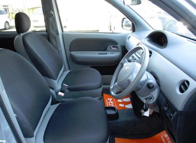 TOYOTA SIENTA 2005 full