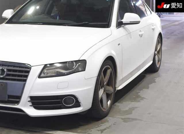 AUDI A4 full