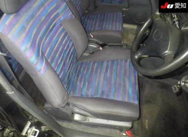 TOYOTA RAV4 full