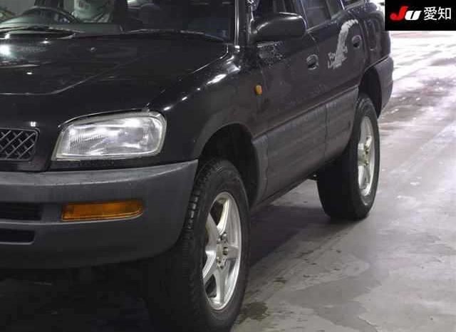 TOYOTA RAV4 full