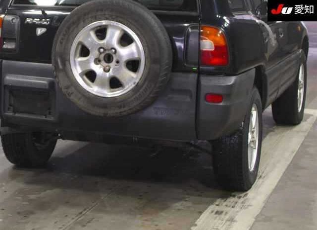 TOYOTA RAV4 full