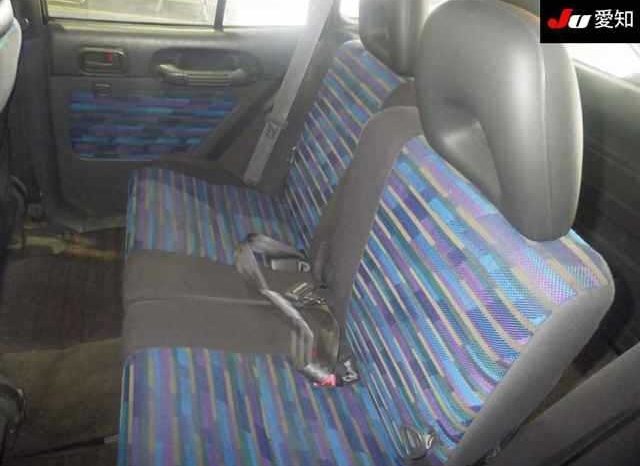 TOYOTA RAV4 full