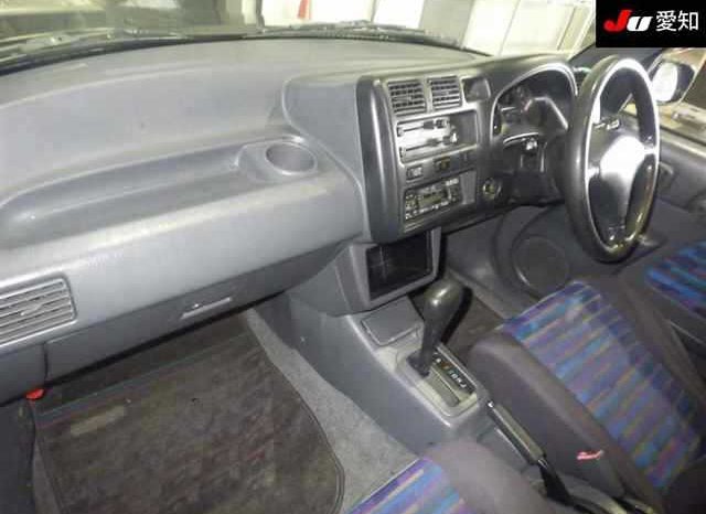 TOYOTA RAV4 full