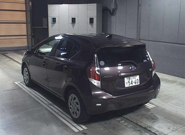 TOYOTA AQUA full