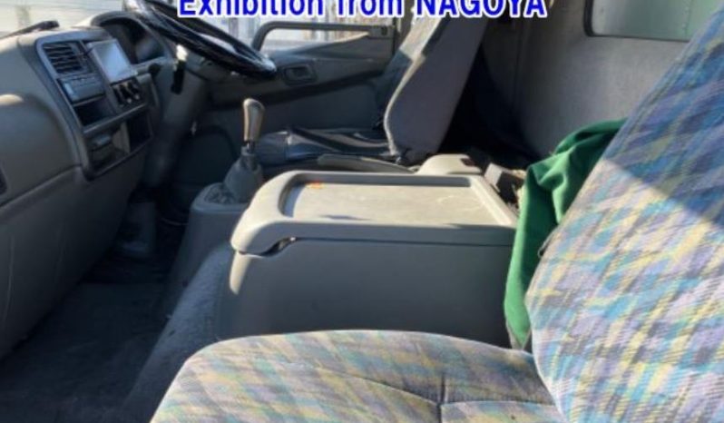 MITSUBISHI Fuso Fighter full